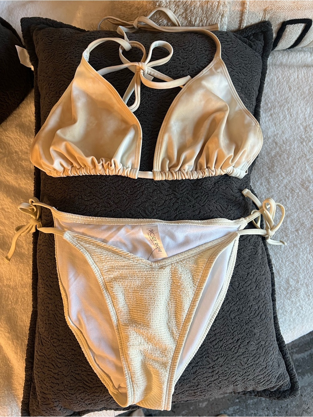 M/L Curated neutral Cream Textured Bikini Set